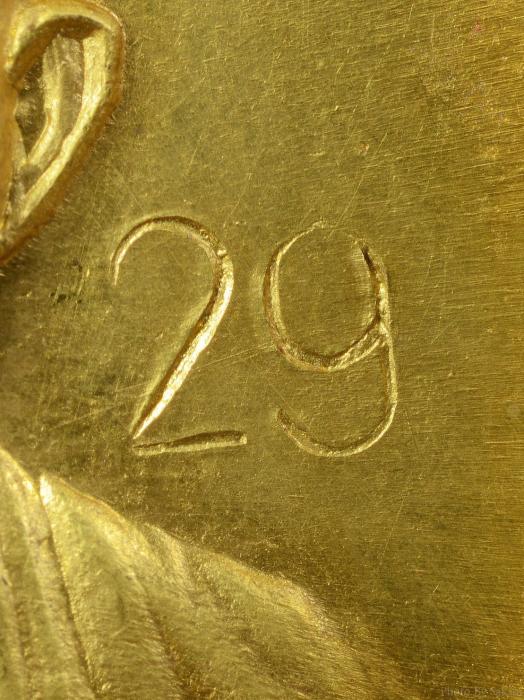 เหรียญ กองพันสองลำปาง เนื้อทองคำ เบอร์ 29 สวยแชมป์โลก